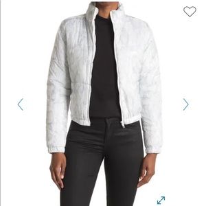 Brand New: White snake print puffer jacket -size S